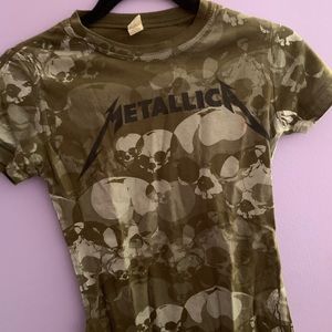 Green metallic t-shirt